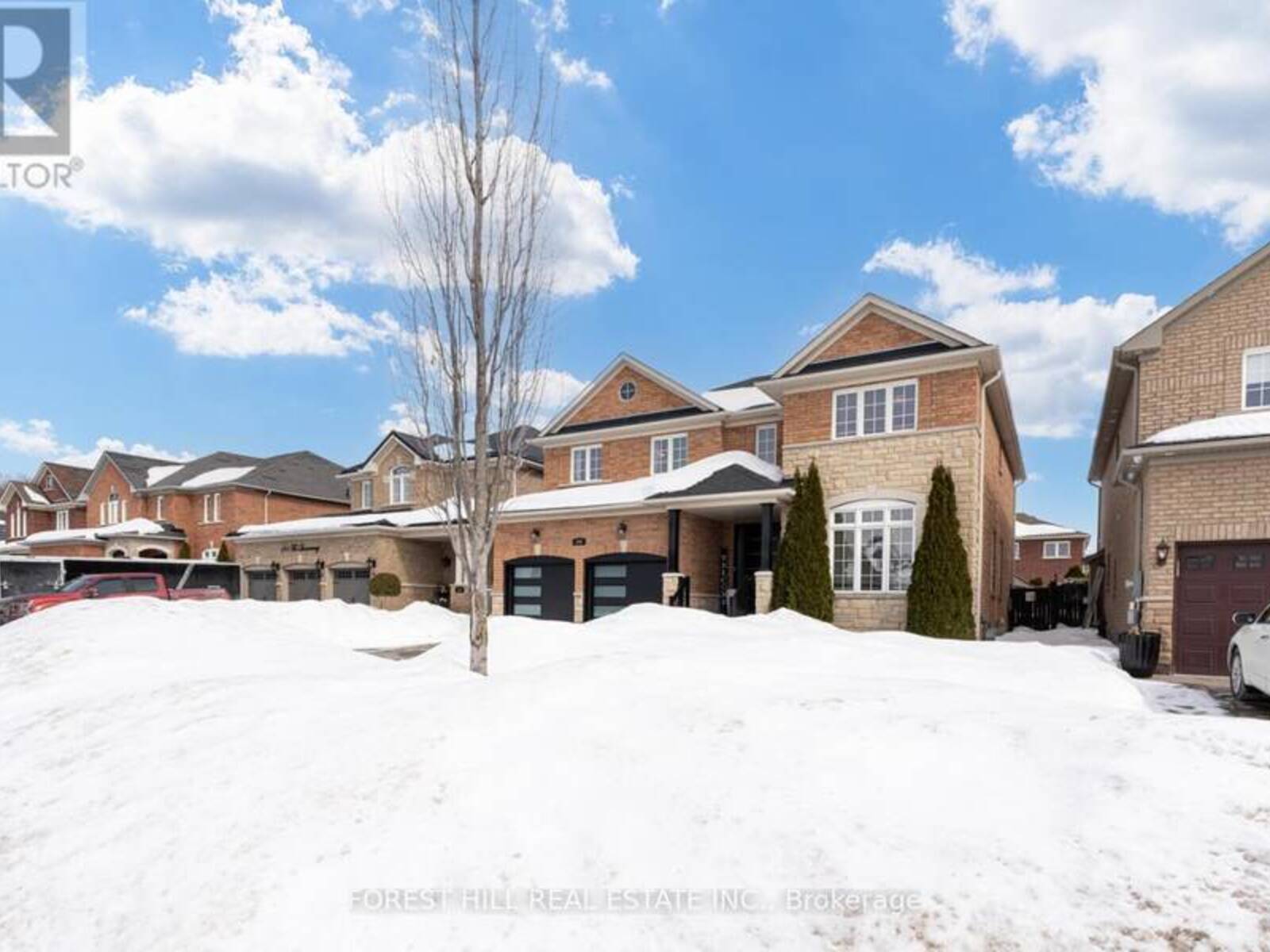 159 THE QUEENSWAY, Barrie, Ontario L4M 0B5