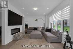 508 SEAVIEW HEIGHTS | East Gwillimbury Ontario | Slide Image Nine