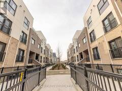 324 - 349 WHEAT BOOM DRIVE Oakville Ontario, L6H 7X5