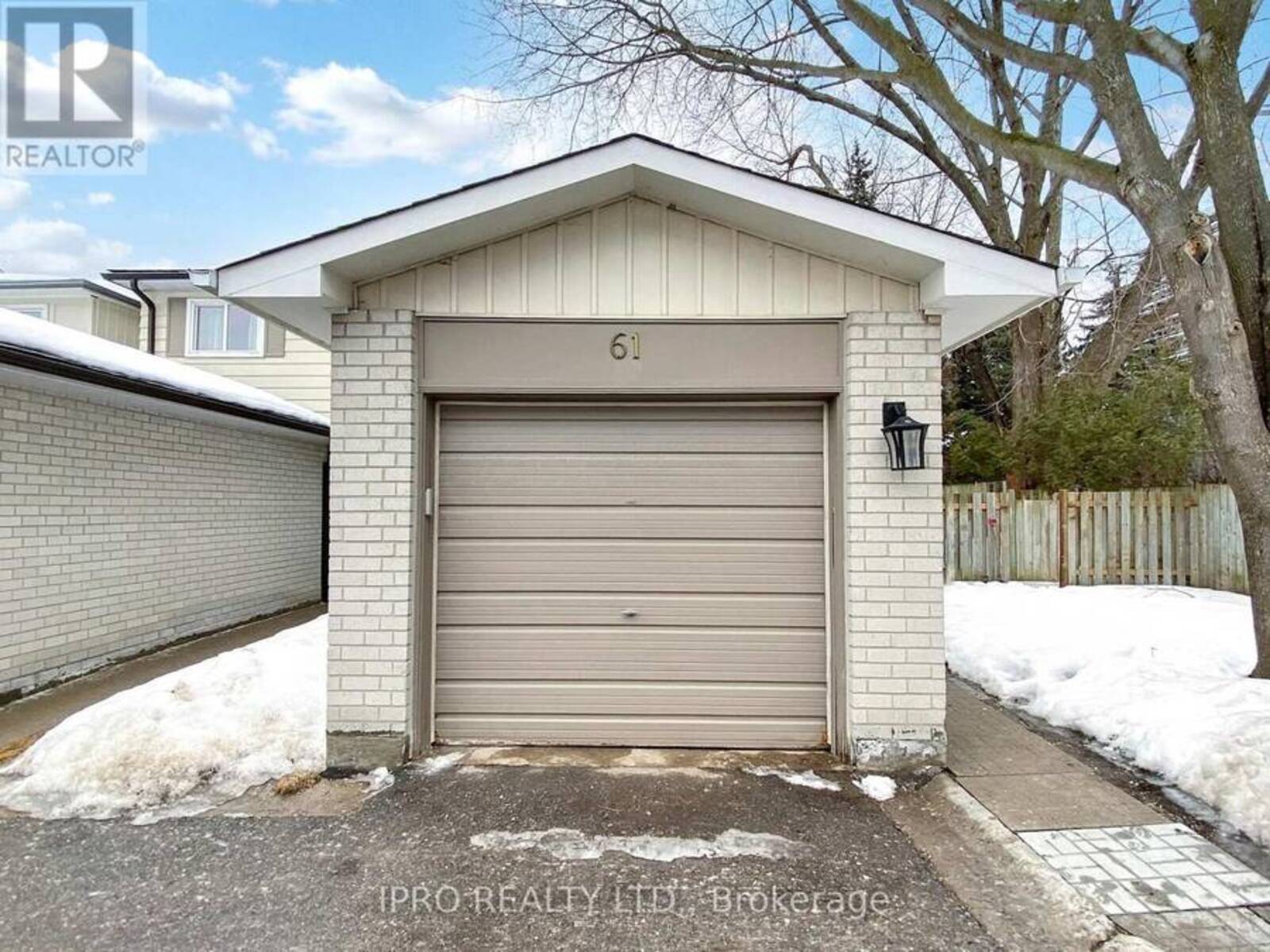 61 PLUM TREE WAY, Toronto, Ontario M2R 3J1