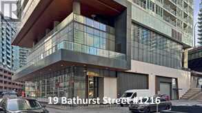 1216 - 19 BATHURST STREET | Toronto Ontario | Slide Image Six