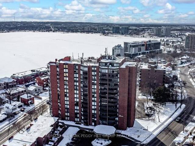 806 - 181 COLLIER STREET Barrie Ontario, L4M 5L6 - 2 Bedrooms Condo For Sale