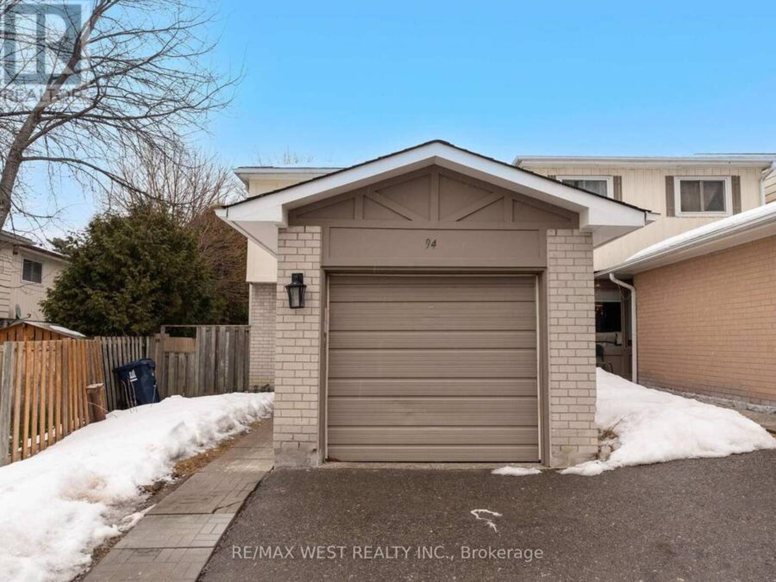 94 PLUM TREE WAY, Toronto, Ontario M2R 3J1