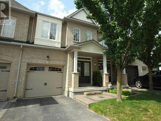 5 - 320 RAVINEVIEW DRIVE Vaughan Ontario, L6A 4H1 - 3 Bedrooms Home For Sale