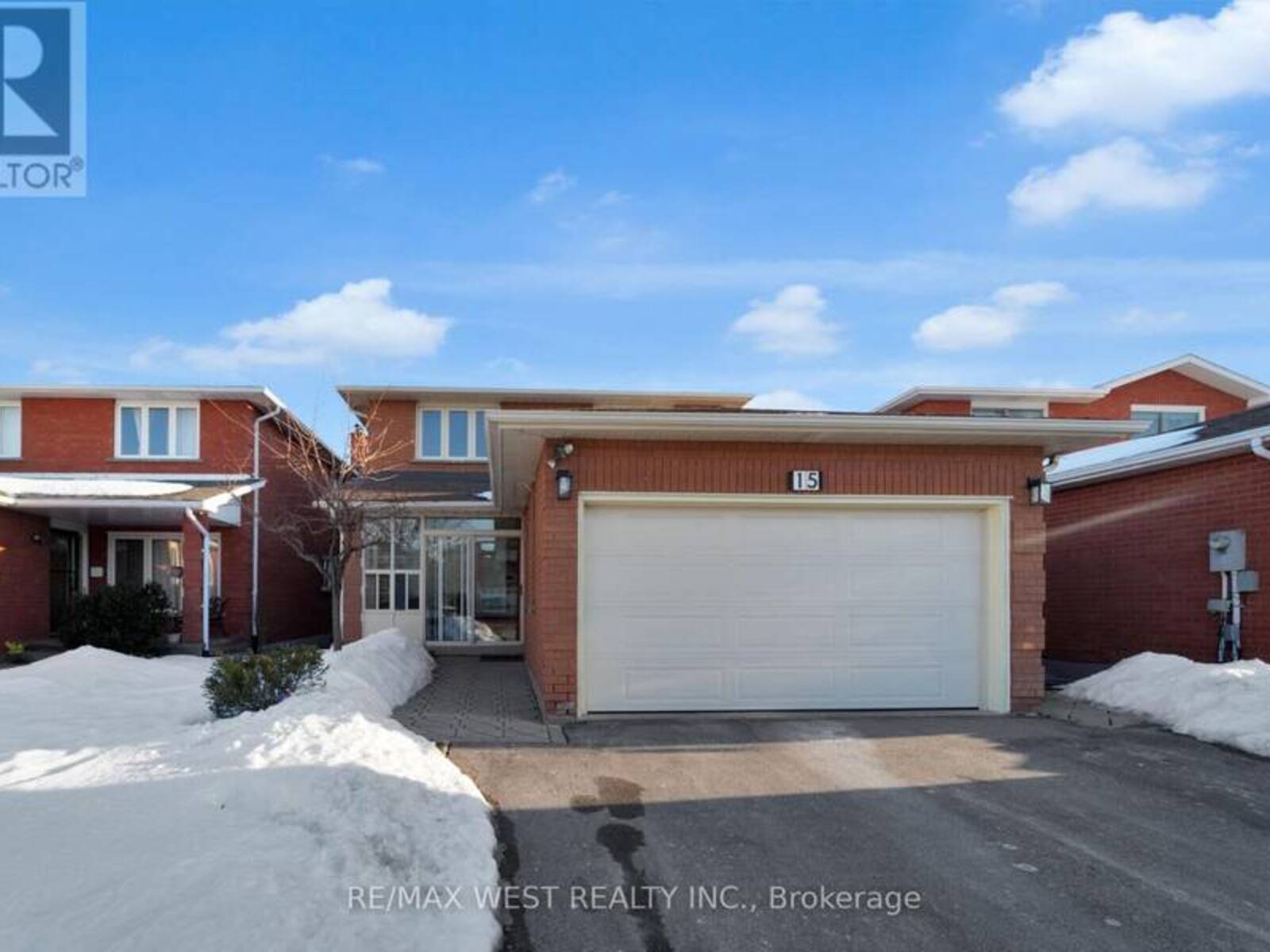 15 JACKMAN CRESCENT, Vaughan, Ontario L4L 6P3