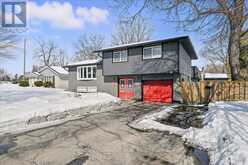 40 TERRYSTONE WALK | Waterloo Ontario | Slide Image Four