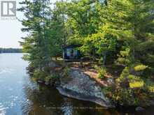 431 HEALEY LAKE | The Archipelago Ontario | Slide Image Nine