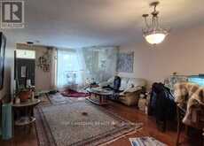 315 BLUEGRASS BOULEVARD | Richmond Hill Ontario | Slide Image Nine