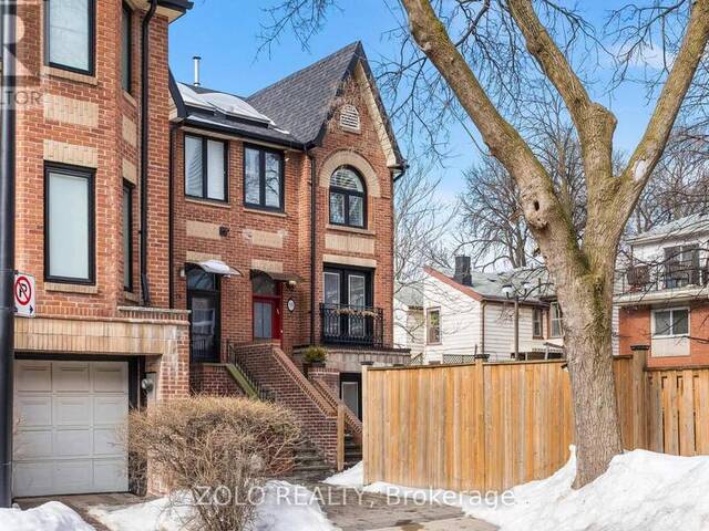 58 SOHO SQUARE Toronto Ontario, M5T 2Z4 - 4 Bedrooms Home For Sale