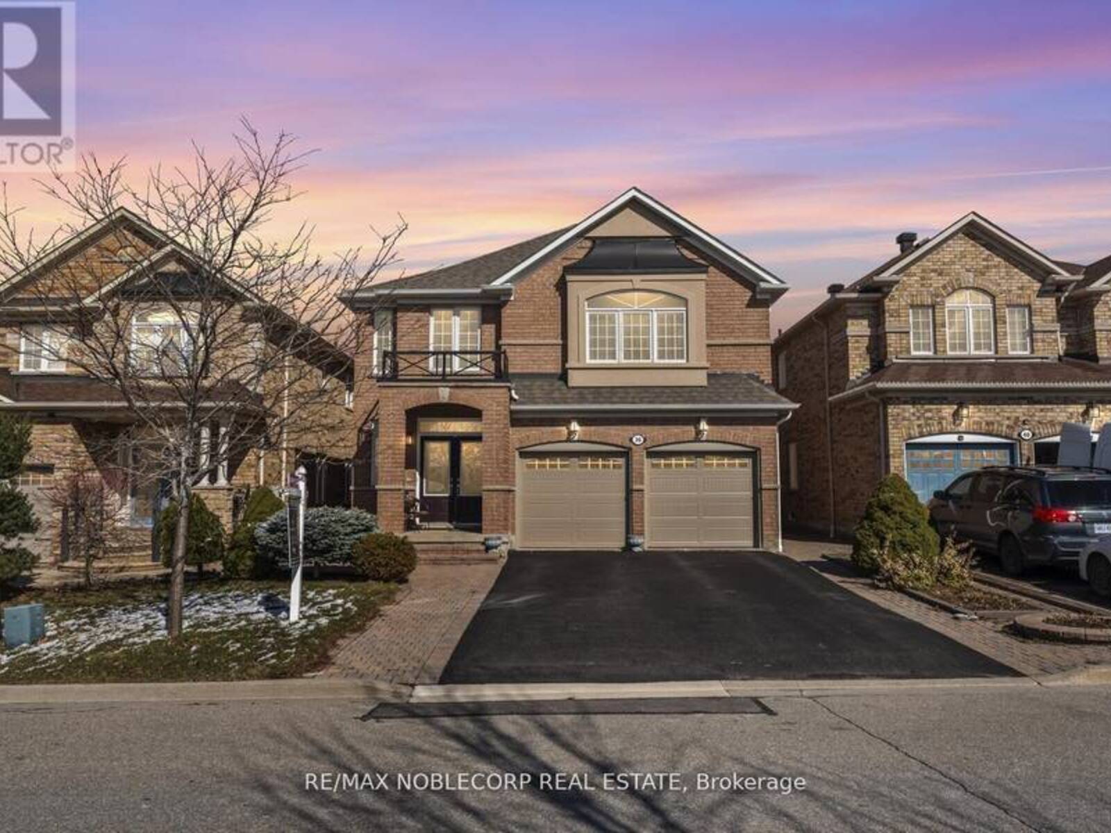 36 VENICE GATE DRIVE, Vaughan, Ontario L4H 0E7