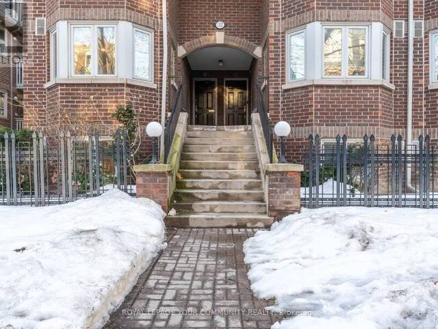 32 A MASSEY STREET E Toronto Ontario, M6J 3T7 - Property For Sale