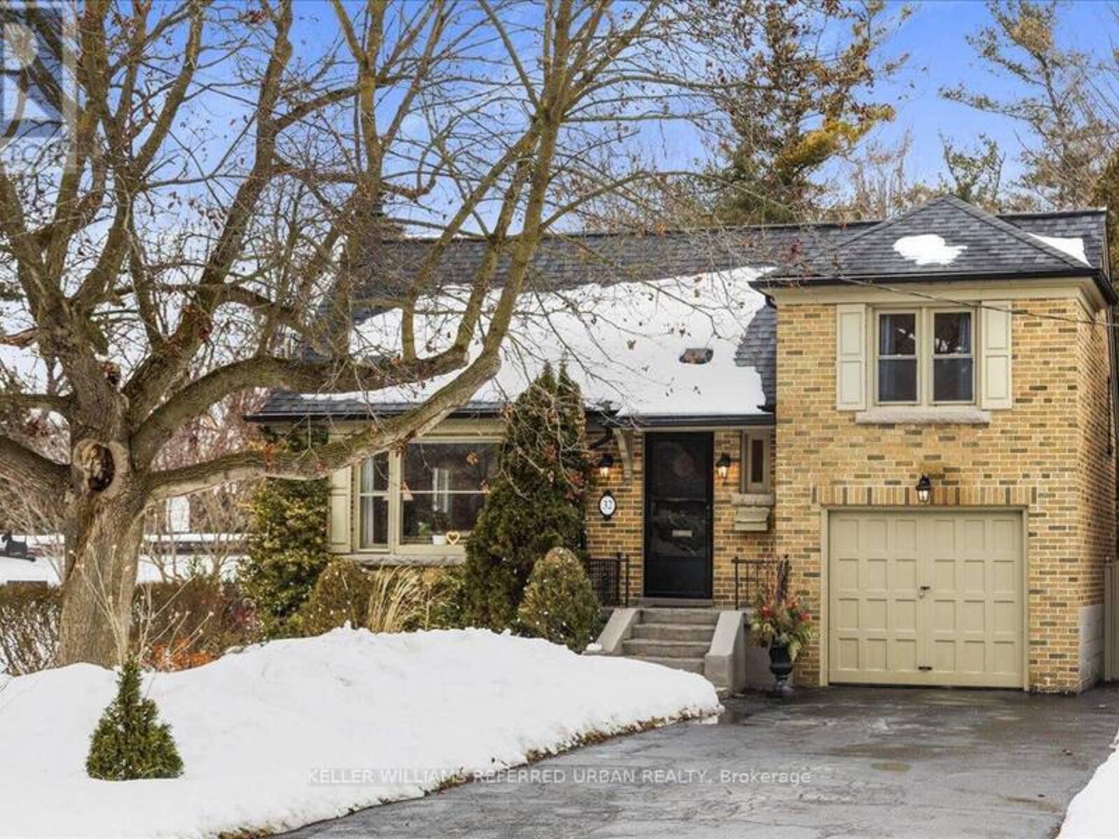 32 GWENDOLEN CRESCENT, Toronto, Ontario M2N 2L7