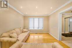 15 WOODLOT CRESCENT | Toronto Ontario | Slide Image Nine