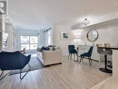 2206 - 25 THE ESPLANADE Toronto Ontario, M5E 1W5