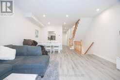 81 - 23 OBSERVATORY LANE | Richmond Hill Ontario | Slide Image Eight