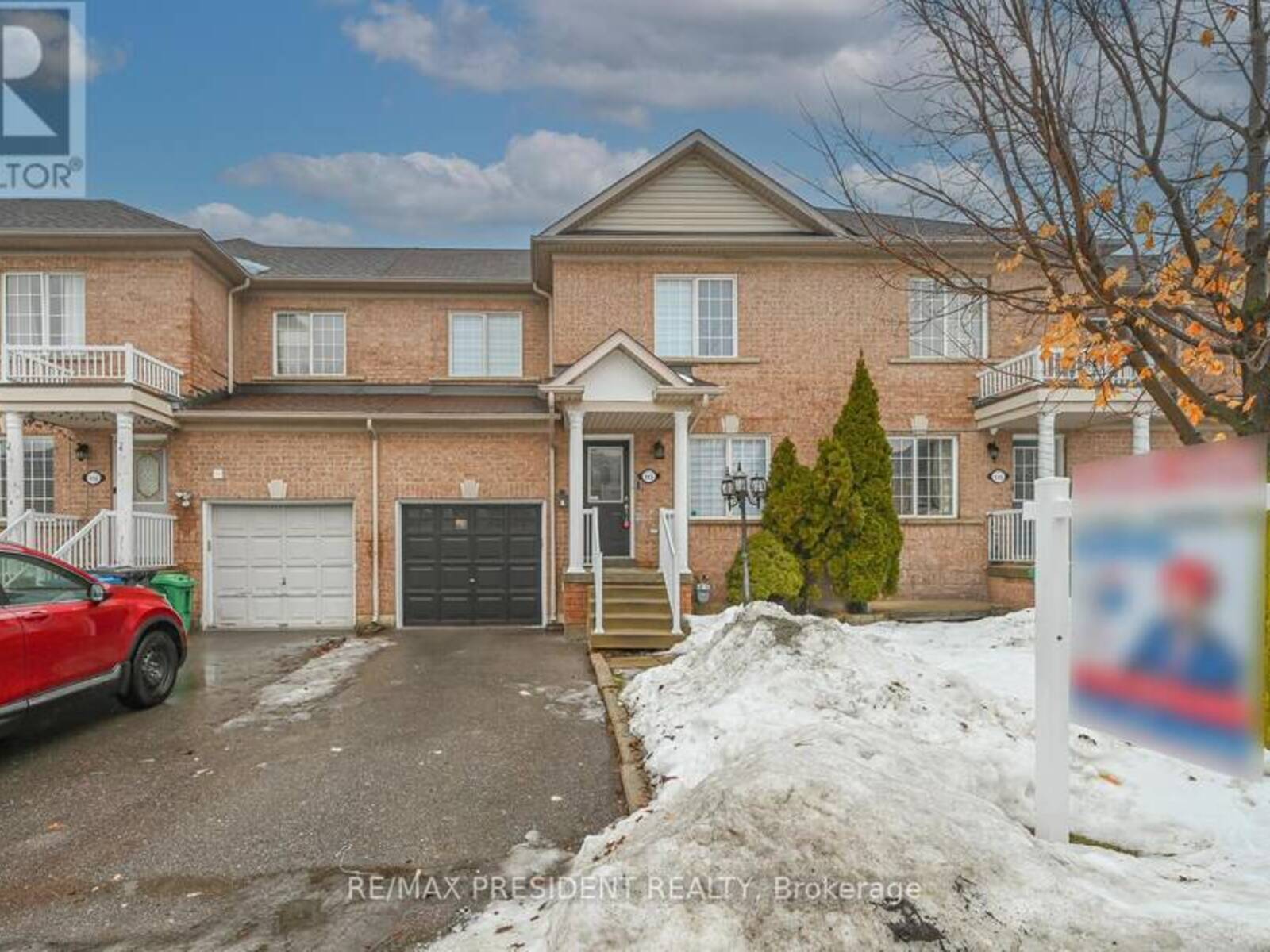 113 TIANALEE CRESCENT, Brampton, Ontario L7A 2K8