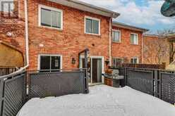 315 CROWDER BOULEVARD | Newmarket Ontario | Slide Image Thirty