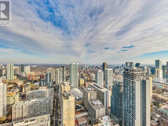 4705 - 7 GRENVILLE STREET Toronto Ontario, M4Y 0E9 - 2 Bedrooms Condo For Sale