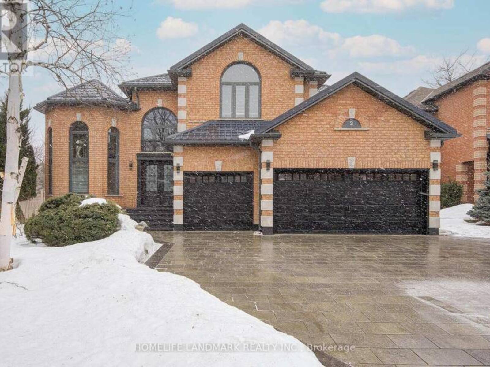 2 KIMBER CRESCENT, Vaughan, Ontario L4L 9A7