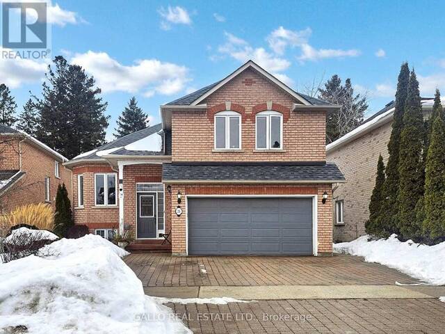 28 HEADWATER CRESCENT Richmond Hill Ontario, L4E 4G1 - 5 Bedrooms Home For Sale