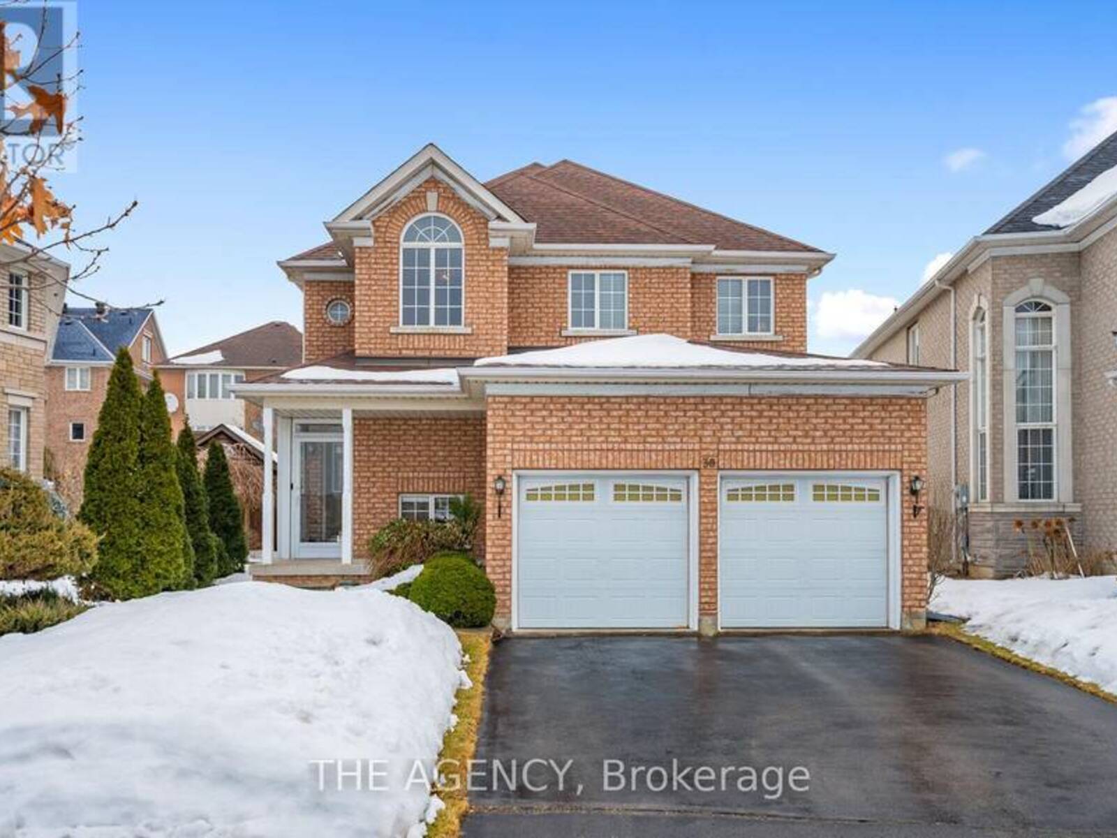 38 LANEBROOKE CRESCENT, Richmond Hill, Ontario L4S 1X3