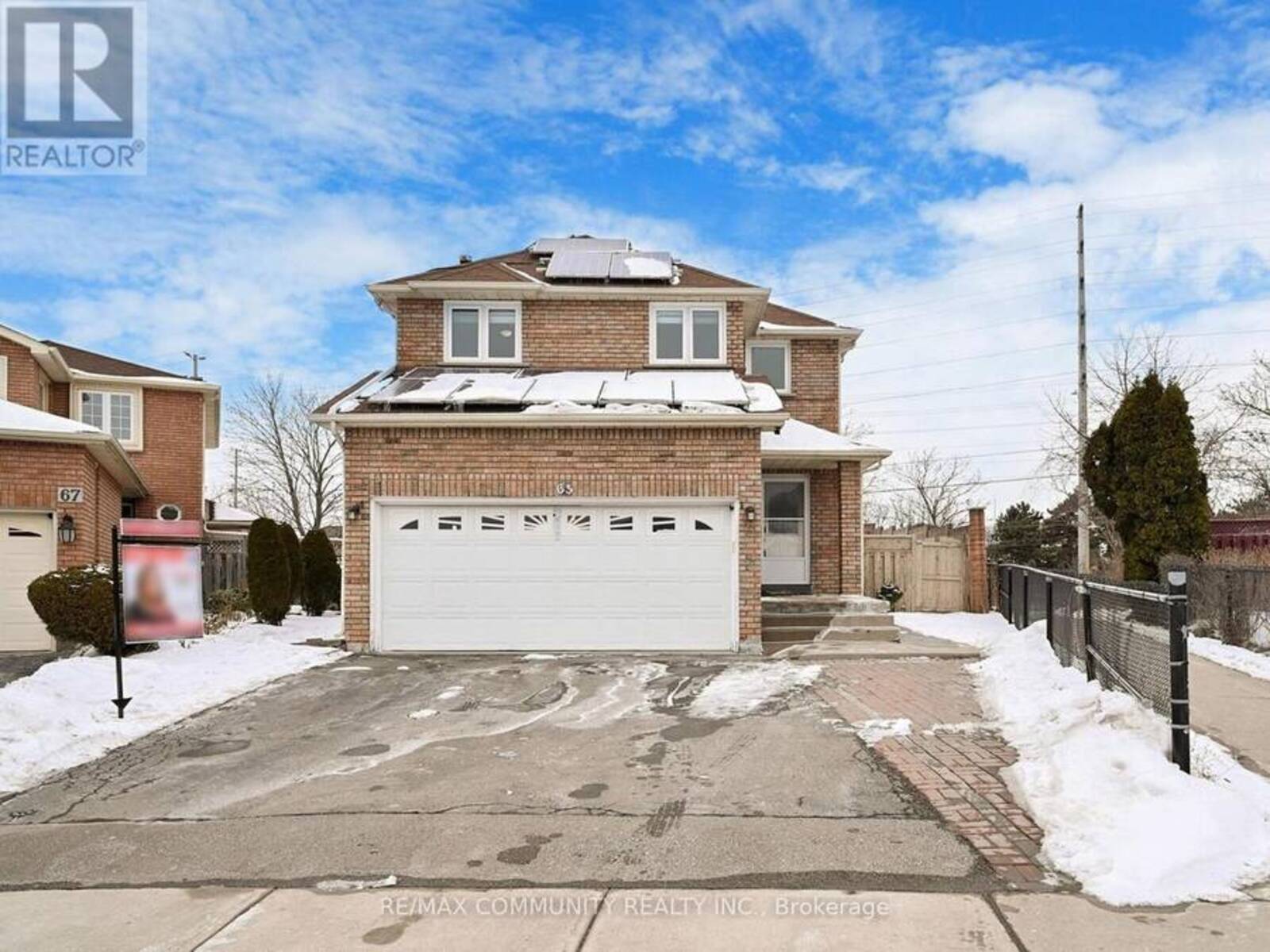 65 CREDITSTONE ROAD, Brampton, Ontario L6Y 4E9