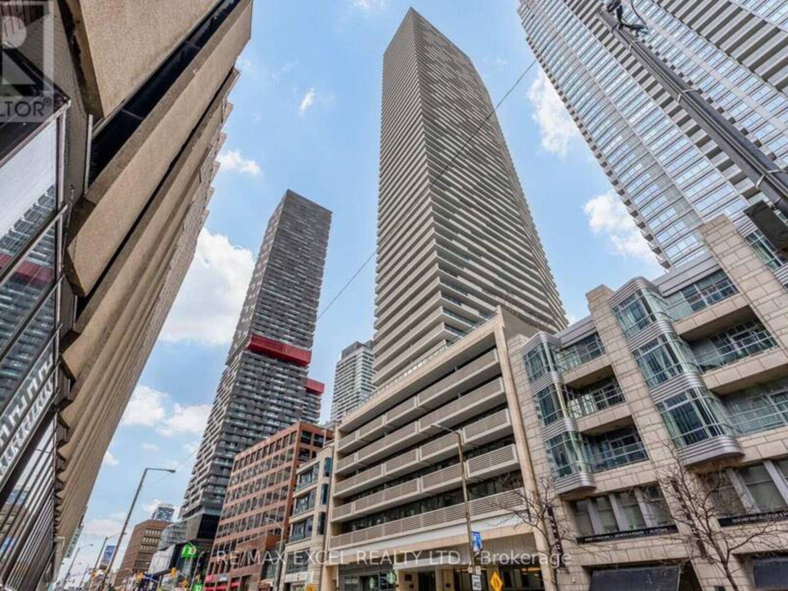 2911 - 2221 YONGE STREET, Toronto, Ontario M4S 2B4