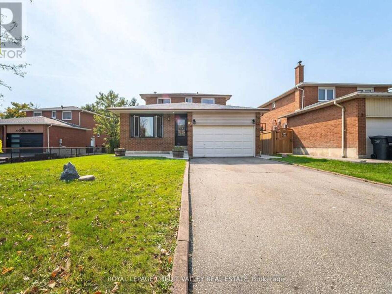 83 FAIRGLEN AVENUE, Brampton, Ontario L6X 1K7