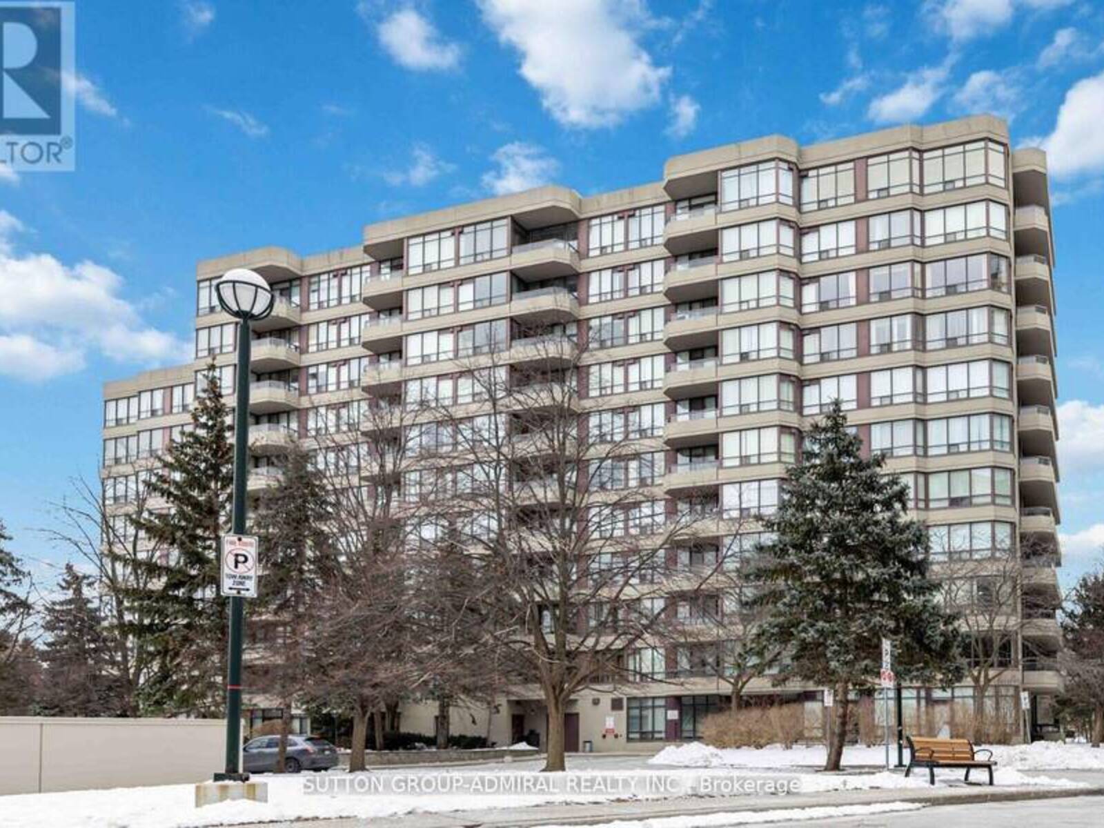 412 - 81 TOWNSGATE DRIVE, Vaughan, Ontario L4J 8E6