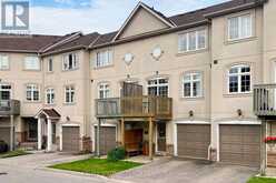 10 - 10 POST OAK DRIVE | Richmond Hill Ontario | Slide Image Thirty-nine