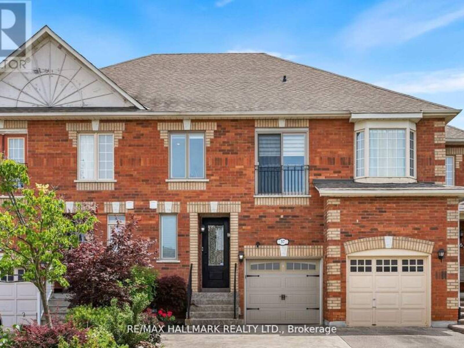 37 COPPERSTONE CRESCENT, Richmond Hill, Ontario L4S 2C5