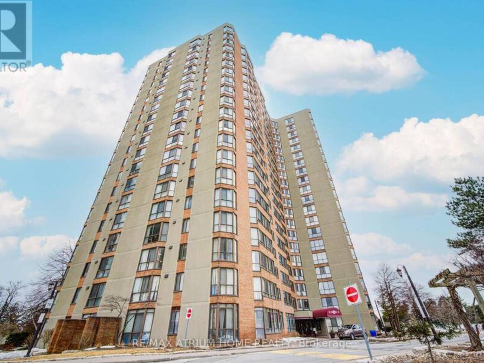 609 - 55 BAMBURGH CIRCLE, Toronto, Ontario M1W 3V4