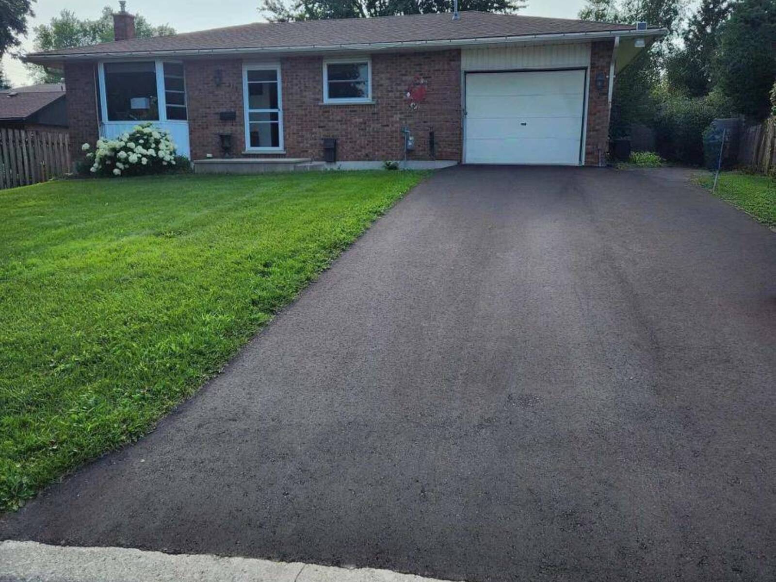 315 BIRMINGHAM STREET E, Mount Forest, Ontario N0G 2L2