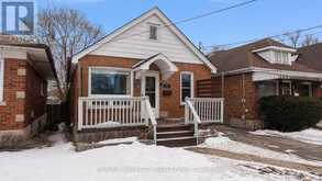 69 LYONS AVENUE | Brantford Ontario | Slide Image Nine