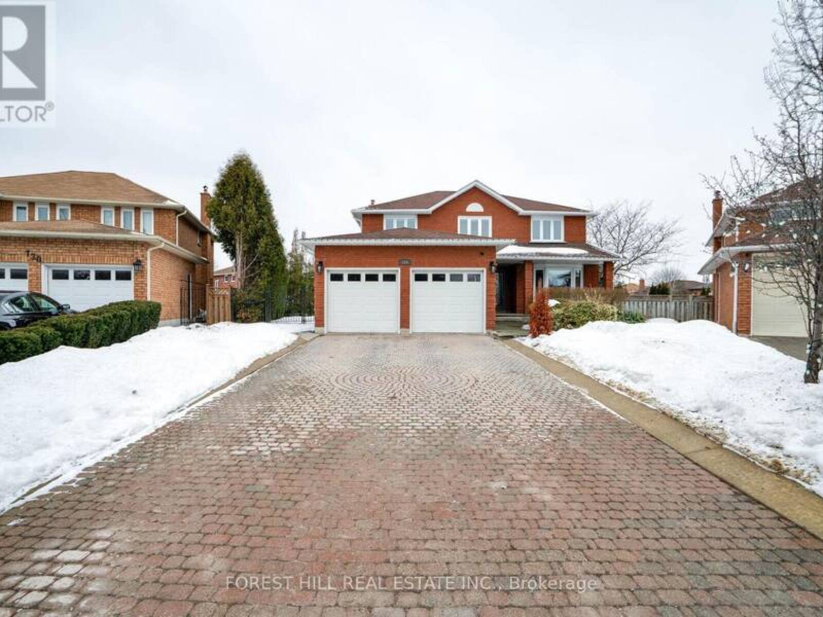 116 BURGOSA COURT, Vaughan, Ontario L4L 5C7