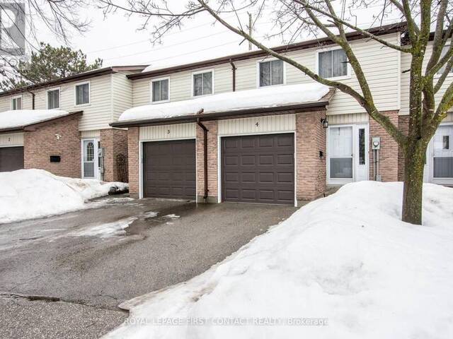 4 - 261 ROSE STREET Barrie Ontario, L4M 2V3 - 3 Bedrooms Condo For Sale