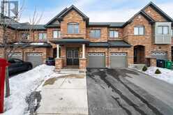 33 DAVENFIELD CIRCLE | Brampton Ontario | Slide Image One