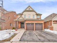 5 LEARMONT AVENUE Caledon Ontario, L7C 3N3