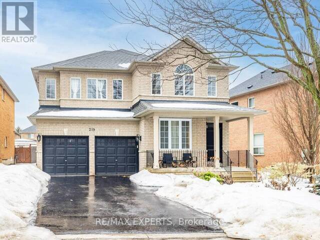 219 VIA CARMINE AVENUE Vaughan Ontario, L4H 1Z8 - 4 Bedrooms Home For Sale