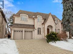 27 LLOYDMINSTER CRESCENT Toronto Ontario, M2M 2R9