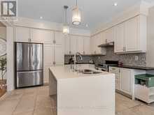 22 JAMES MCCULLOUGH ROAD | Whitchurch-Stouffville Ontario | Slide Image Eleven