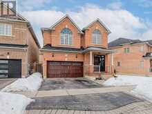 22 JAMES MCCULLOUGH ROAD | Whitchurch-Stouffville Ontario | Slide Image Two