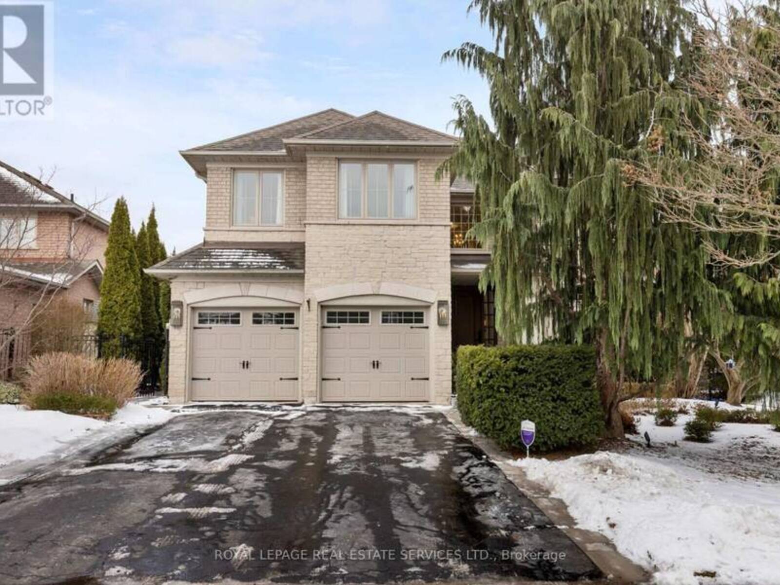 2224 CARPENTERS CIRCLE, Oakville, Ontario L6M 3C5