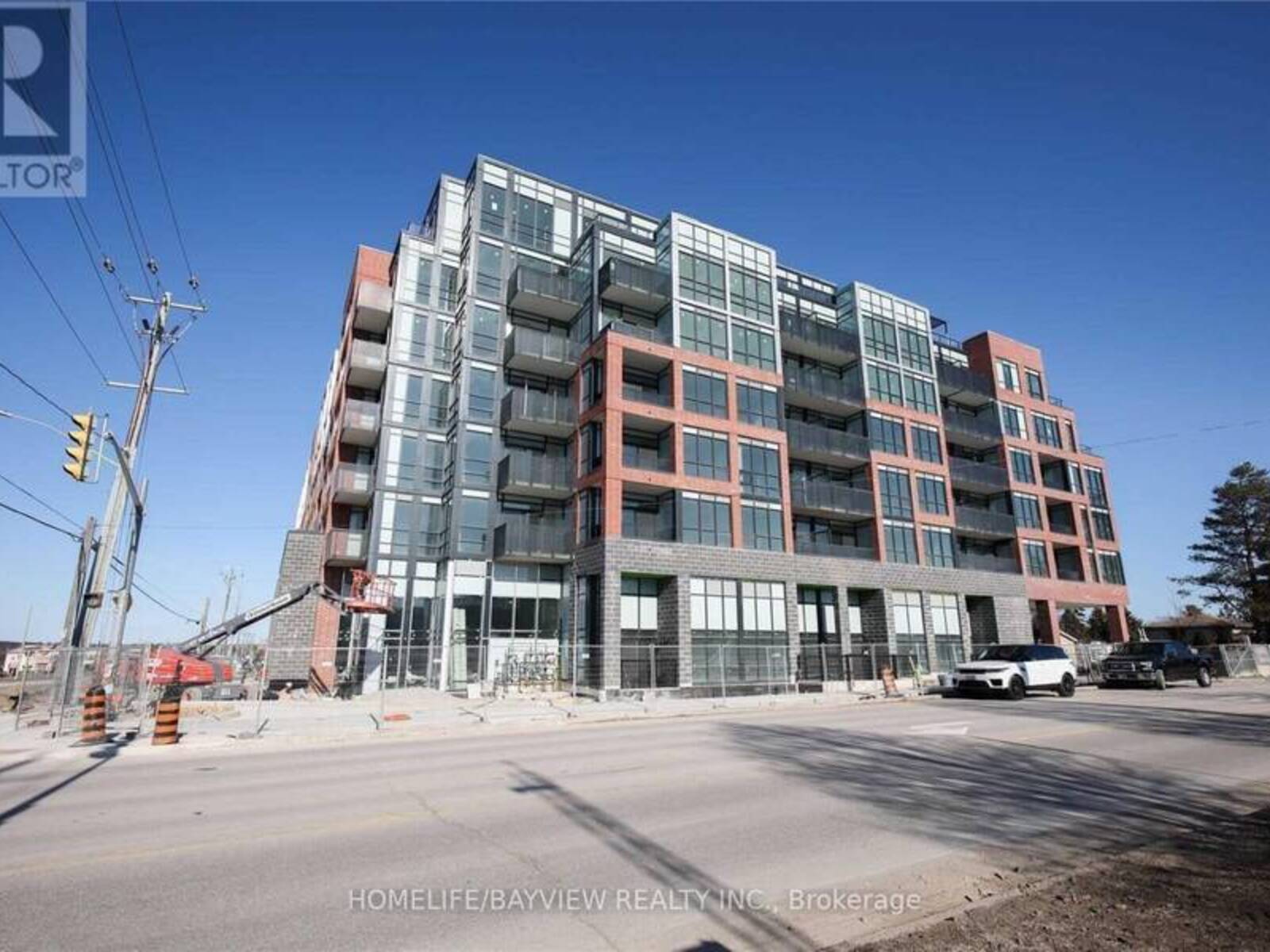 515 - 681 YONGE STREET, Barrie, Ontario L4N 4E8