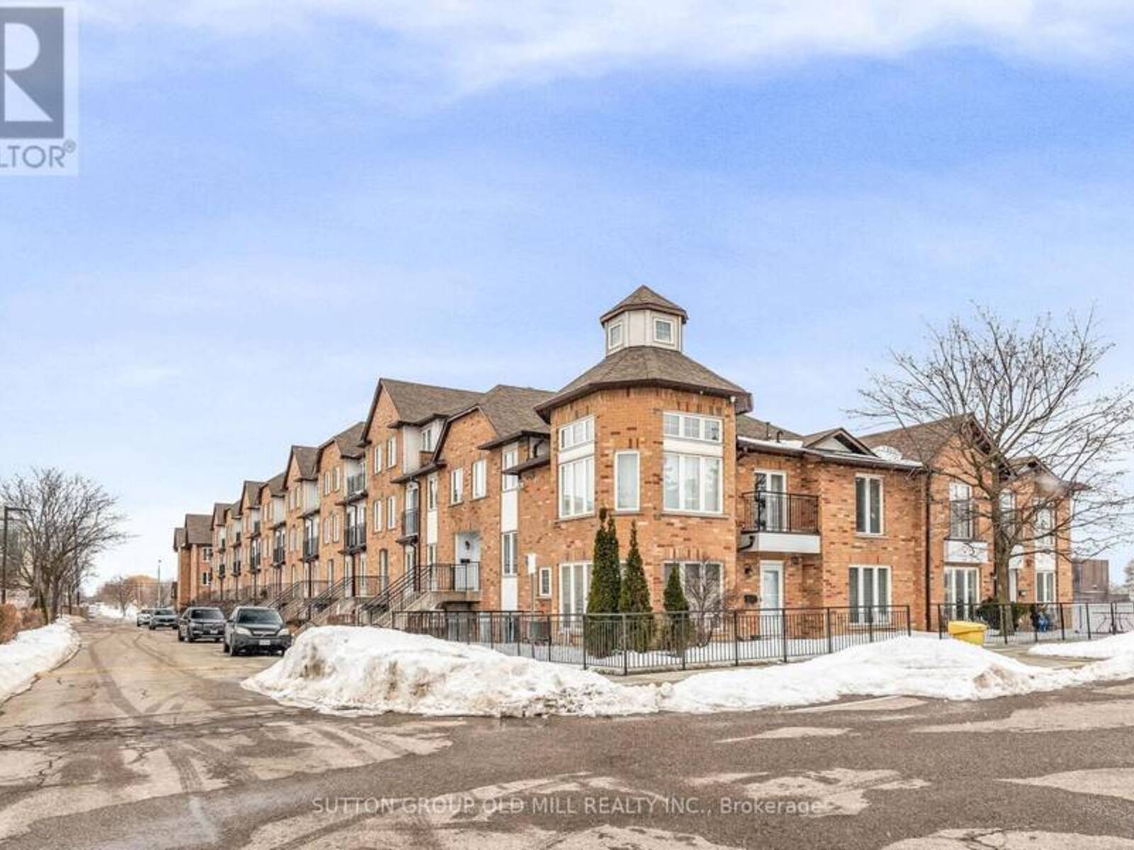 21 - 988 SHEPPARD AVENUE W, Toronto, Ontario M3H 2T6