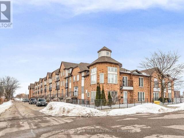 21 - 988 SHEPPARD AVENUE W Toronto Ontario, M3H 2T6 - 3 Bedrooms Condo For Sale