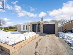 27 CALDWELL CRESCENT Brampton Ontario, L6W 1A2