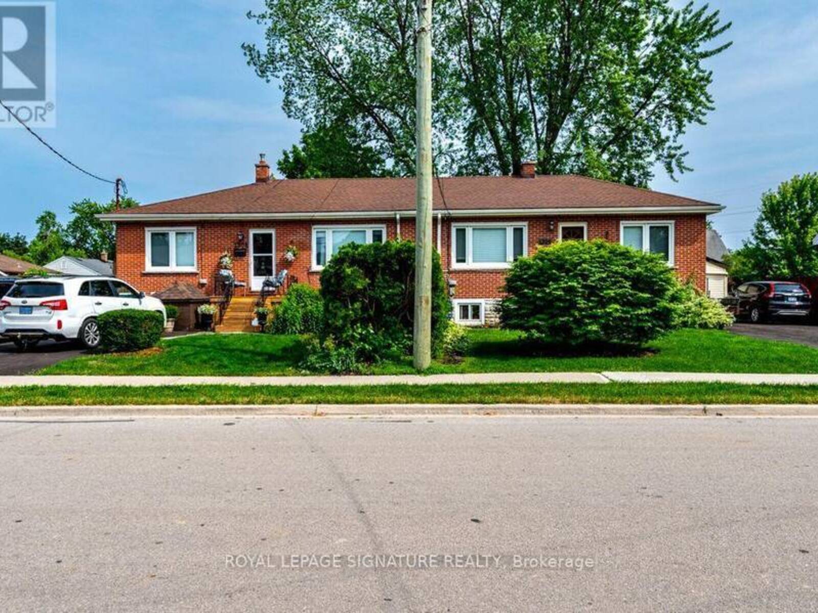 1306 LEIGHLAND ROAD, Burlington, Ontario L7R 3S5