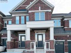 913 ELIZABETH MACKENZIE DRIVE Pickering Ontario, L1X 0P5