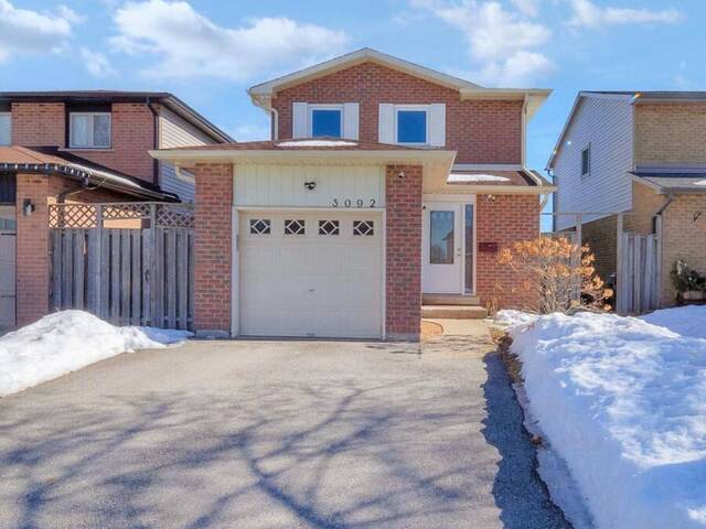 3092 PLUM TREE CRESCENT Mississauga Ontario, L5N 4W9 - 3 Bedrooms Home For Sale